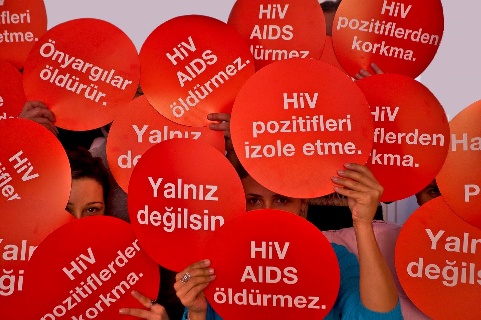 Farkındalık: 1 Aralık Dünya AIDS Günü